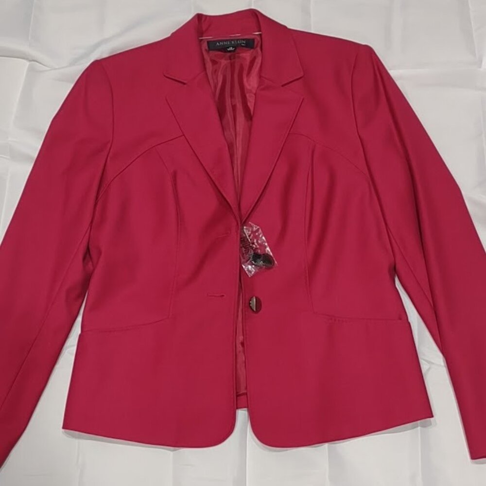 ANNE KLEIN CRANBERRY BLAZER AND MATCHING SKIRT SUIT  NWT 2 PIECE SET SIZE 10
